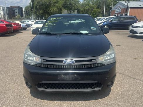 Used 2011 Ford Focus SES w/ 401A Rapid Spec Order Code FWD image 2