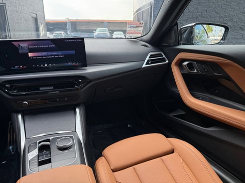 Used 2025 BMW 230i 230i w/ M Sport Package image 21