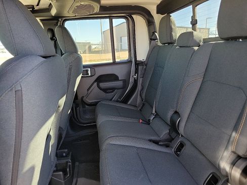 New 2026 Jeep Gladiator Sport image 8