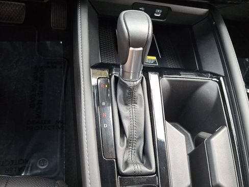 Used 2025 Honda Accord Touring image 16