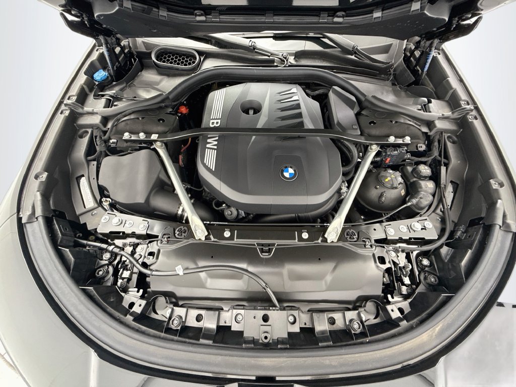 New 2027 BMW 740i w/ Premier Package RWD image 28