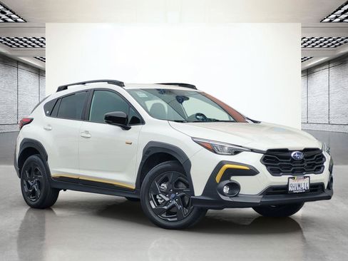 Used 2024 Subaru Crosstrek 2.5i Sport w/ Crosstrek Mirror Package AWD/4WD image 2