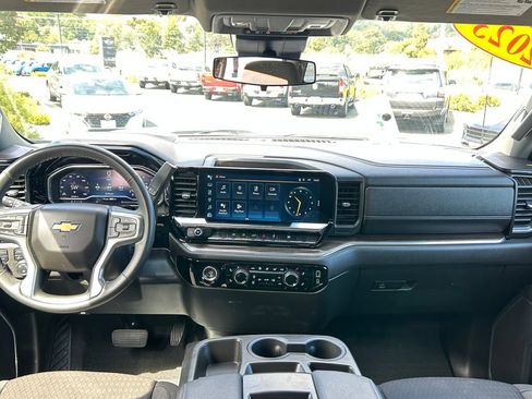 Used 2023 Chevrolet Silverado 1500 LT w/ Protection Package AWD/4WD image 30