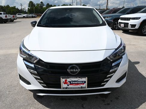 Used 2023 Nissan Versa S FWD image 6
