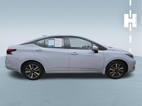 Used 2025 Nissan Versa SV w/ Trunk Package FWD image 3
