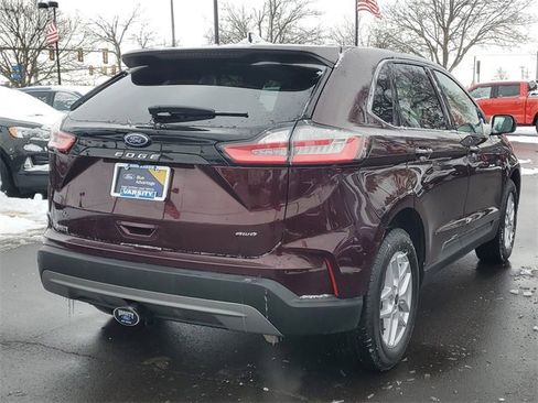 Certified 2024 Ford Edge SEL w/ Convenience Package image 4