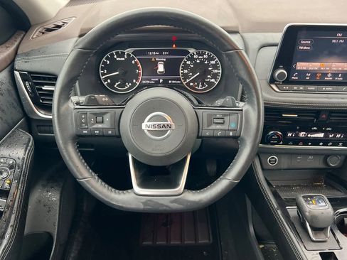 Used 2021 Nissan Rogue SL image 14