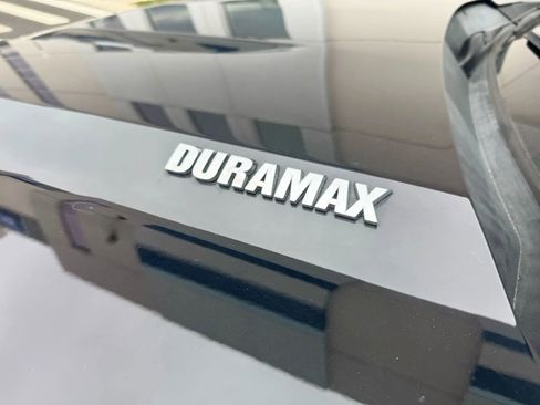 Used 2021 Chevrolet Silverado 1500 RST image 12