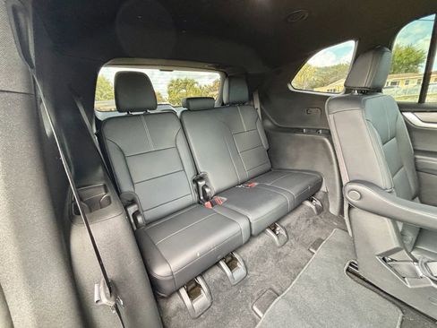 Used 2026 GMC Acadia Elevation w/ Elevation Premium Package image 33