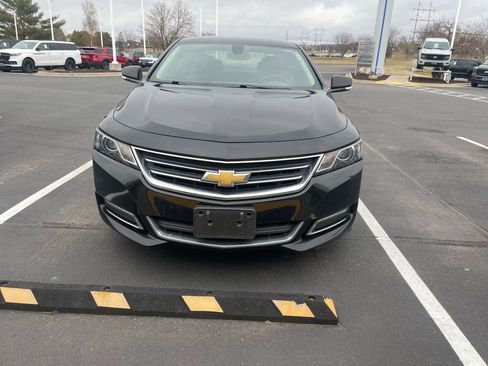 Used 2020 Chevrolet Impala LT w/ LT Convenience Package image 3