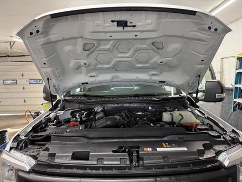 New 2026 Ford F250 XL w/ XL Chrome Package image 29