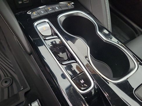 Used 2023 Buick Envision Essence w/ Sport Touring Package image 28