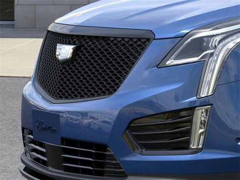 New 2026 Cadillac XT5 Sportv w/ LPO, Onyx Lite Package image 13