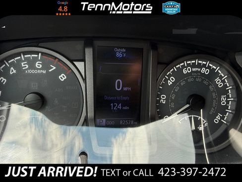 Used 2018 Toyota Tacoma TRD Off-Road AWD/4WD image 18