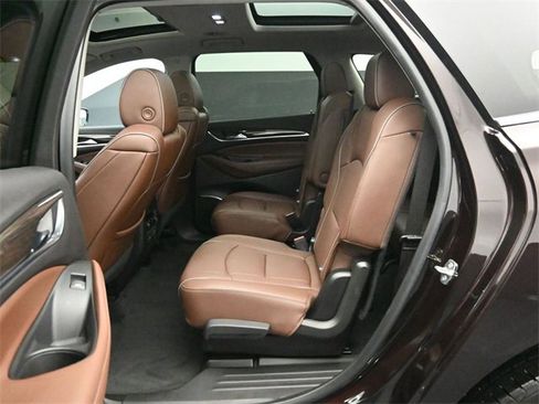 Used 2021 Buick Enclave Avenir w/ Avenir Technology Package image 22