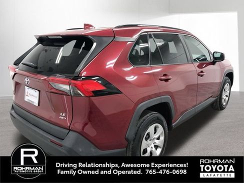 Used 2020 Toyota RAV4 LE AWD/4WD image 6