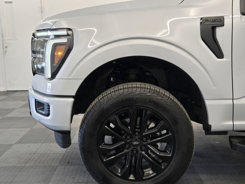 Used 2025 Ford F150 Lariat w/ Equipment Group 501A Mid image 9