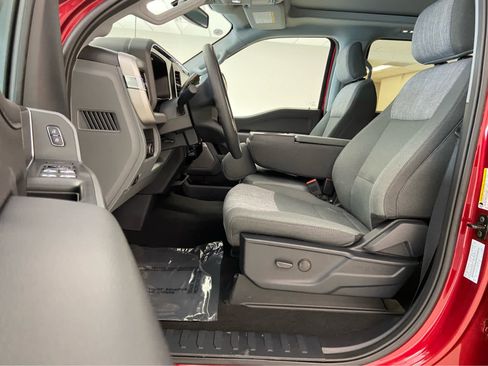 New 2026 Ford F250 XLT w/ XLT Premium Package AWD/4WD image 10