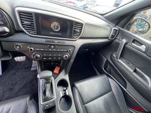 Used 2020 Kia Sportage S w/ S FWD Sunroof Package image 6