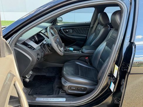 Used 2018 Ford Taurus SHO w/ Sho Performance Package AWD/4WD image 28