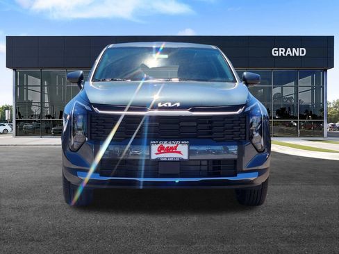 New 2026 Kia Sportage LX image 3
