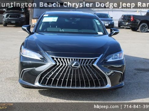 Used 2023 Lexus ES 350 w/ Premium Package image 2
