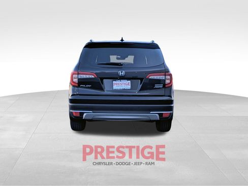 Used 2019 Honda Pilot Touring image 8