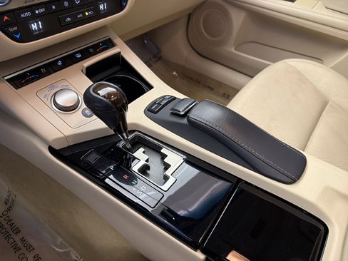 Used 2014 Lexus ES 350 image 25