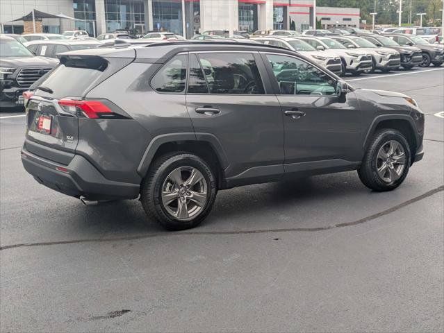 Certified 2024 Toyota RAV4 XLE AWD/4WD image 4