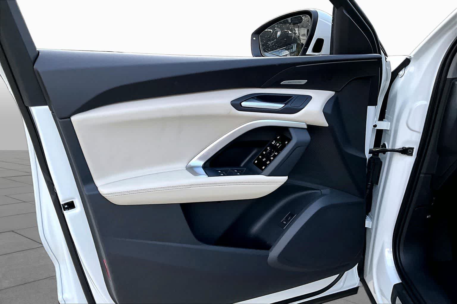 New 2026 Audi Q5 Premium Plus AWD/4WD image 10