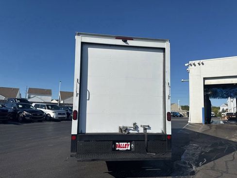 Used 2022 Chevrolet Express 3500 w/ Power Convenience Package image 4