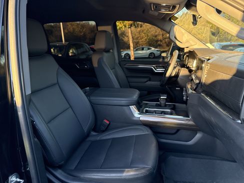 Used 2024 Chevrolet Silverado 1500 LT Trail Boss w/ LT Trail Boss Premium Package image 34