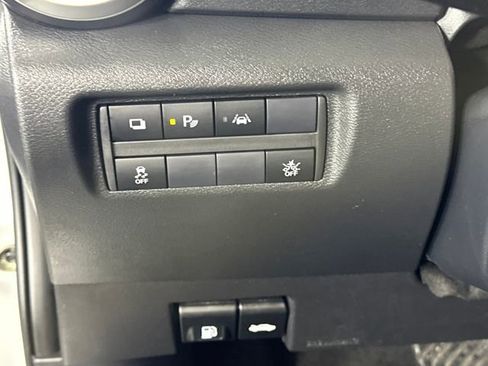 Used 2024 Nissan Versa S w/ S Plus Package image 19