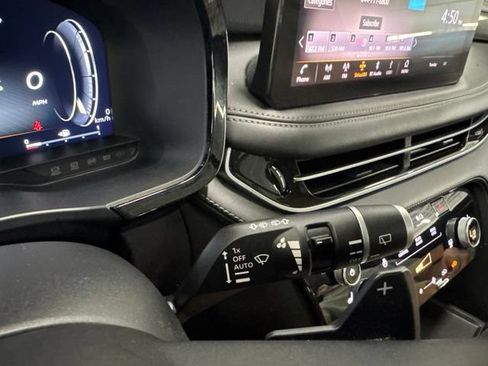 Used 2025 INFINITI QX60 Luxe AWD/4WD image 44