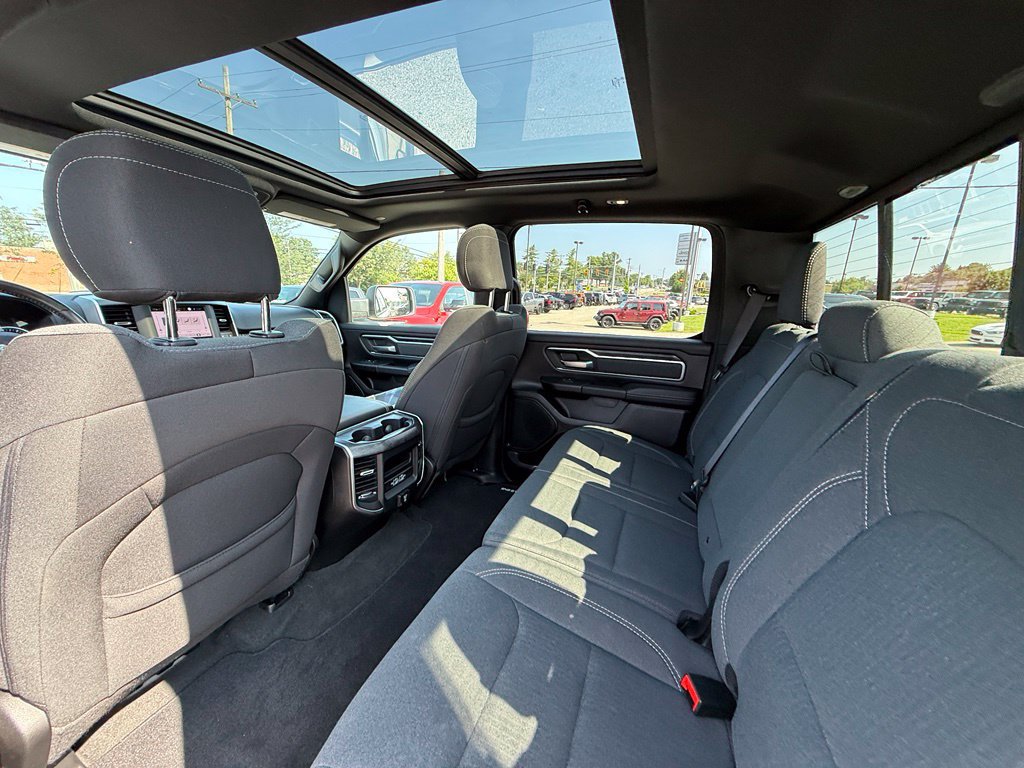 Used 2022 RAM 1500 Big Horn AWD/4WD image 24