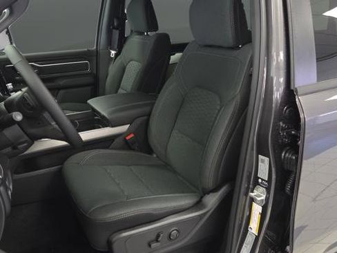 New 2026 RAM 1500 4x4 Crew Cab image 9