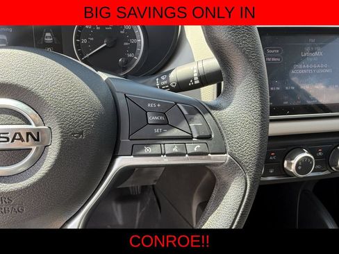 Used 2022 Nissan Versa SV w/ Trunk Package FWD image 15