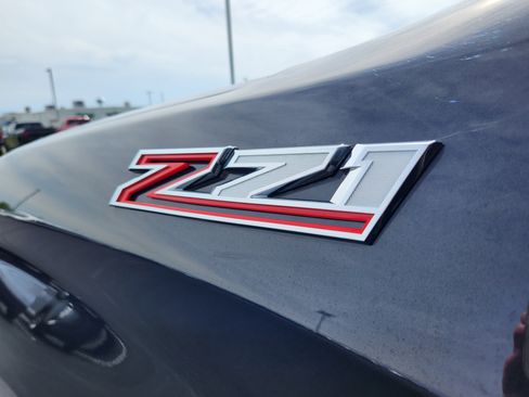 Used 2024 Chevrolet Silverado 1500 LT AWD/4WD image 10