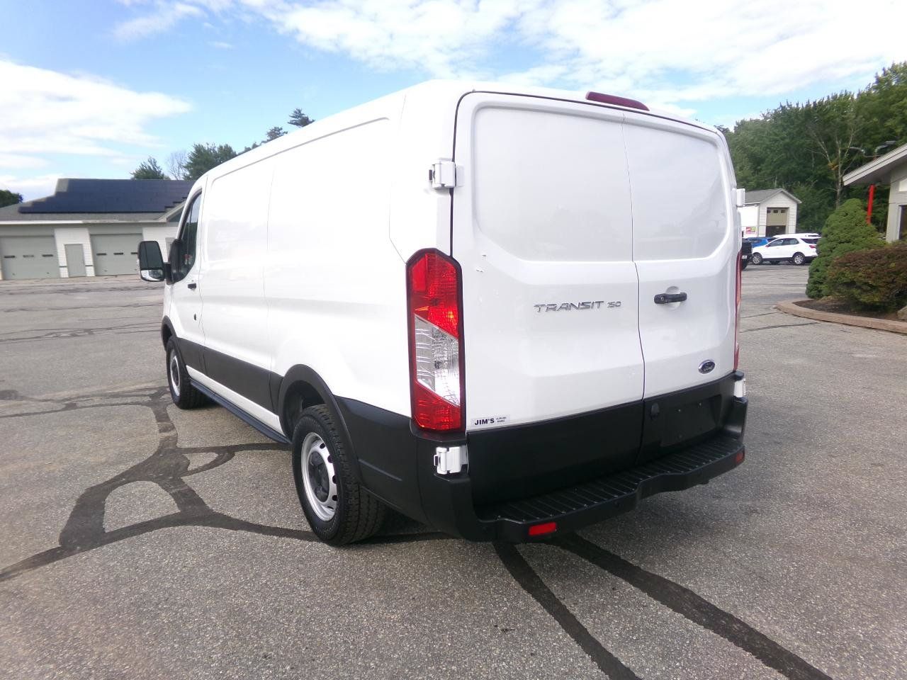 Used 2019 Ford Transit 150 130 Low Roof RWD image 15