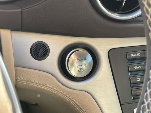 Used 2015 Mercedes-Benz SL 63 AMG w/ Driver Assistance Package image 27