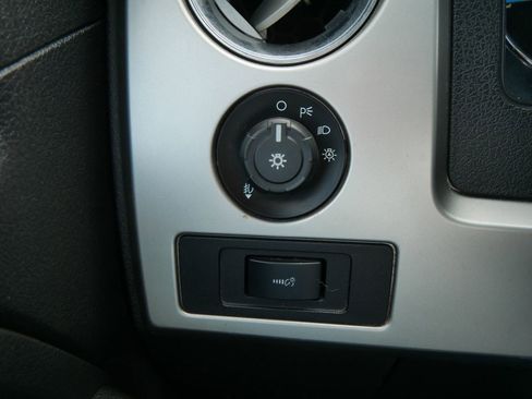 Used 2014 Ford F150 Lariat w/ Lariat Chrome Package AWD/4WD image 22