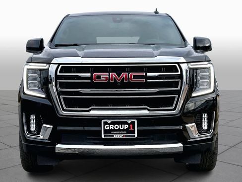 Used 2022 GMC Yukon SLT w/ SLT Premium Package image 4