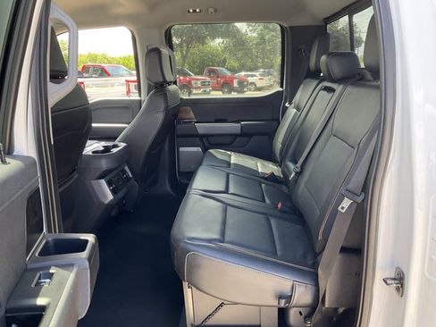 Certified 2024 Ford F250 Lariat AWD/4WD image 9