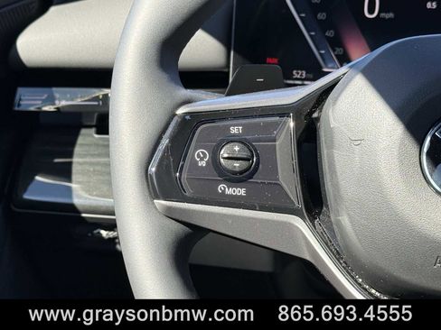 Certified 2025 BMW 530i xDrive image 17