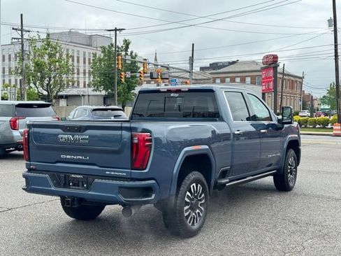 Certified 2026 GMC Sierra 2500 Denali Ultimate AWD/4WD image 6