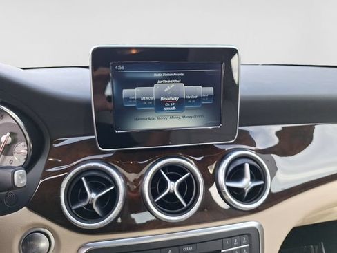 Used 2016 Mercedes-Benz CLA 250 image 15