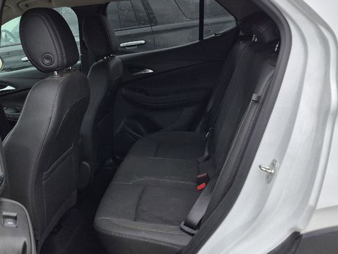 Used 2024 Buick Encore GX Preferred FWD image 7