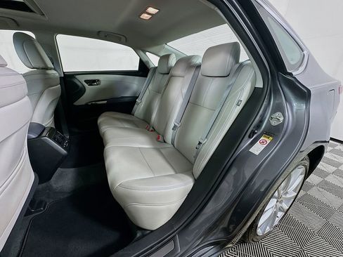 Used 2013 Toyota Avalon Limited image 30