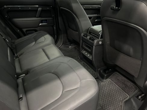 Used 2025 Land Rover Defender 110 S AWD/4WD image 35