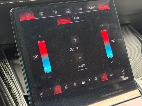 New 2026 Cadillac Escalade ESV V AWD/4WD image 29